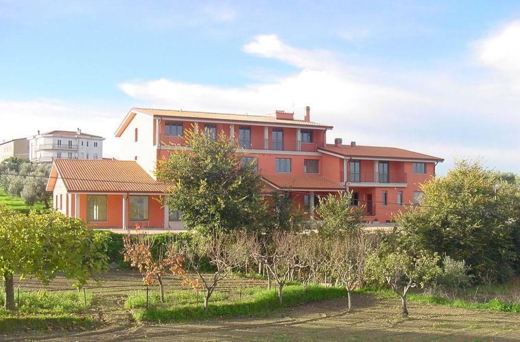 Hotel Villa Adriatica Portocannone Exteriör bild