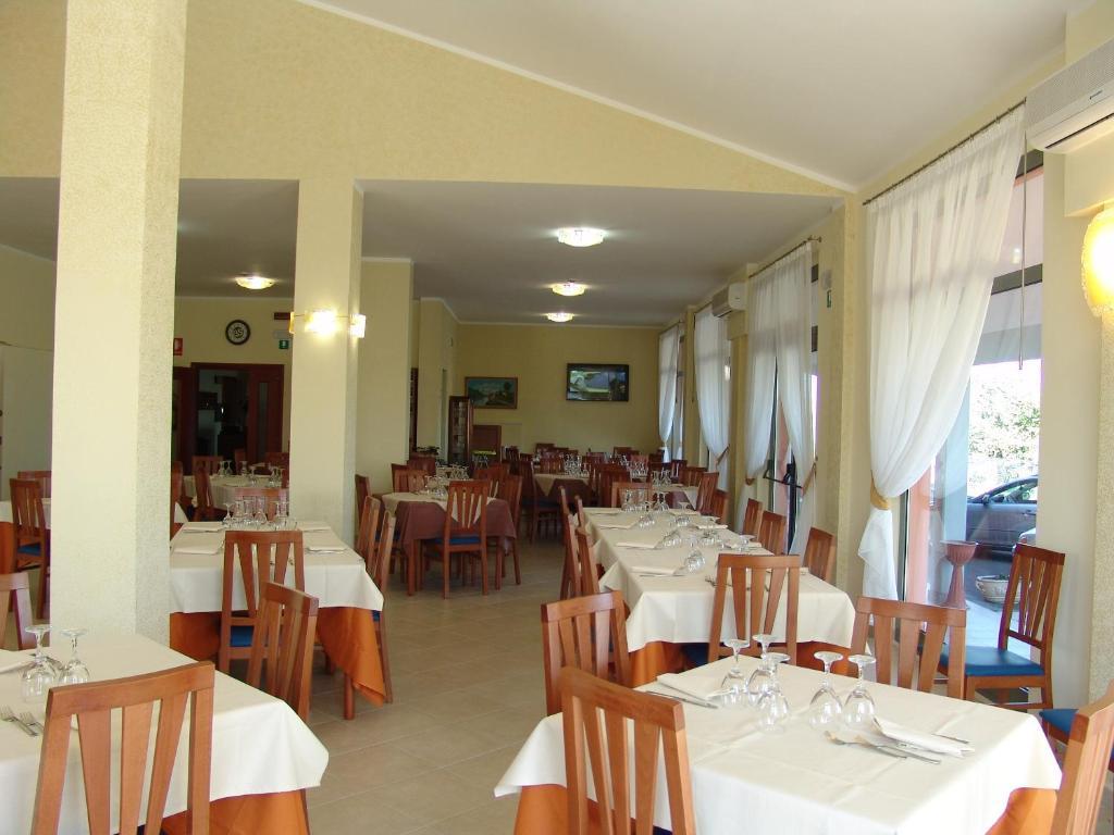 Hotel Villa Adriatica Portocannone Exteriör bild