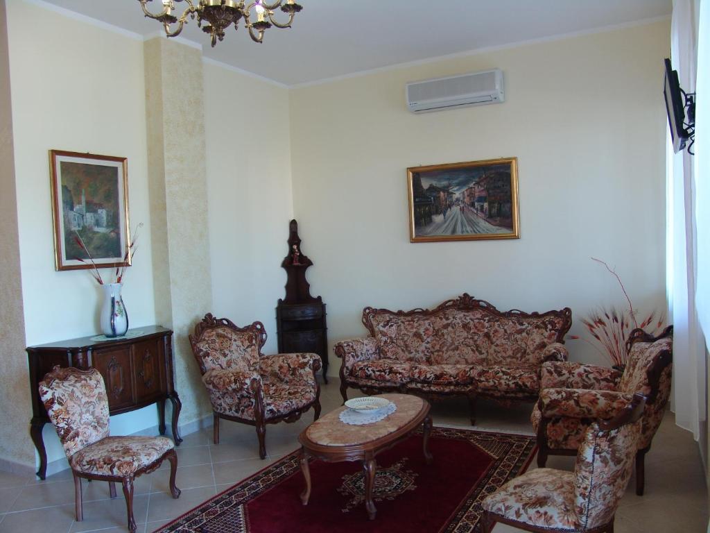 Hotel Villa Adriatica Portocannone Exteriör bild